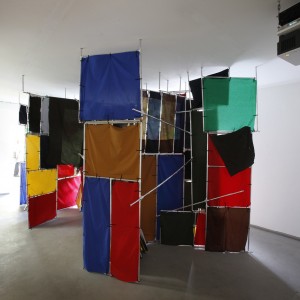 Installation view: Yorgos Sapountzis, »Die Arbeiter und die Badenden«, 2011, Based in Berlin, Monbijoupark, 08.06.11—24.07.11.