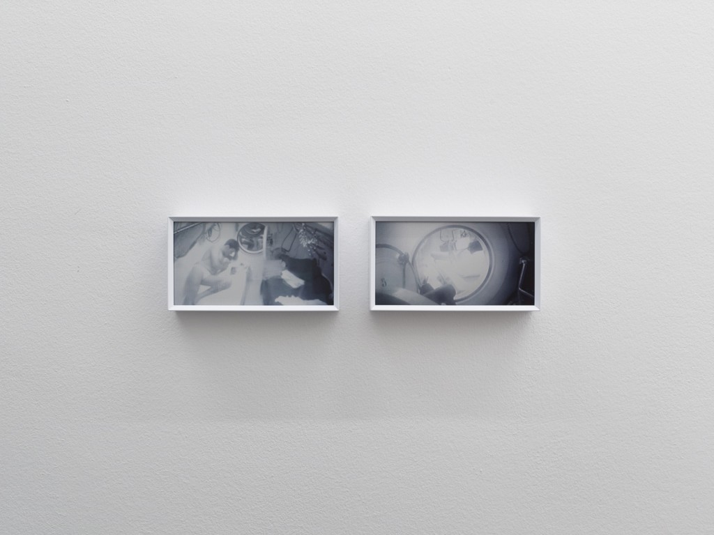 Yuri Ancarani, »La Malattia del Ferro (Die Krankheit des Eisens)«, installation view, Galerie Isabella Bortolozzi, Berlin, 11.03.14 - 05.04.14