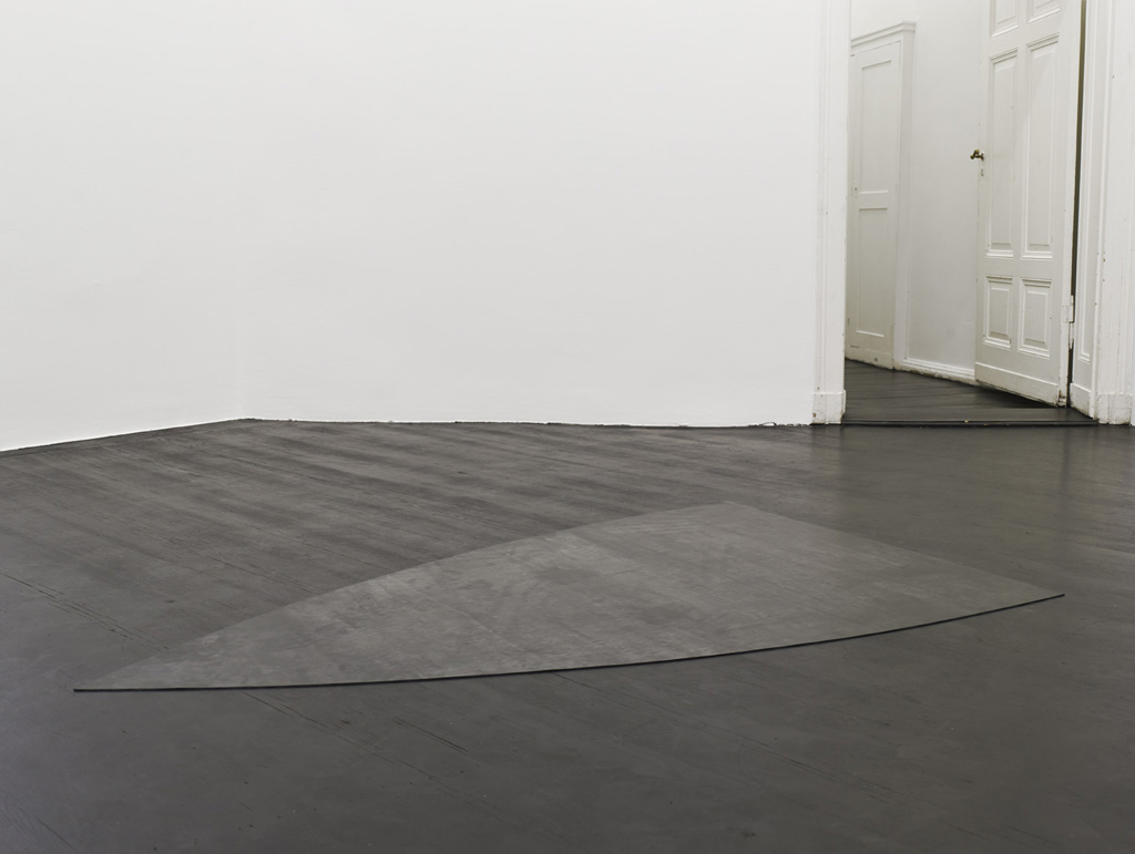 Installation view: 
Jay Chung & Q Takeki Maeda, Galerie Isabella Bortolozzi, Berlin
12.09.14–01.11.14