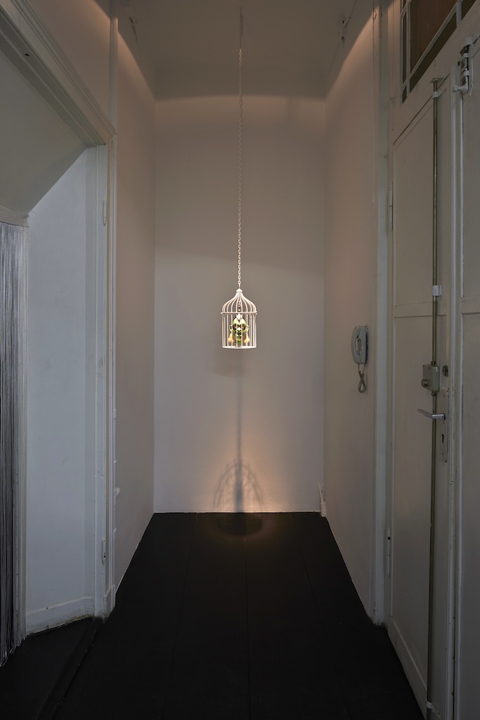 Installation view: Danny McDonald, <i>The Beads (That Bought Manhattan)</i>, Galerie Isabella Bortolozzi, Berlin, 24.02.15—02.04.15