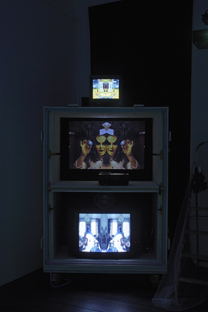Danny McDonald, <i>THE BEADS (That Bought Manhattan)</i>, 2013-2015, six channel video installation, mixed media