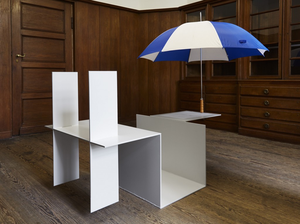 Jos de Gruyter & Harald Thys, »Umbrella White Element«, 2016, 
<br>hot rolled steel, graphite on paper, umbrella, beachball, 160 x 82 x 243 cm, unique