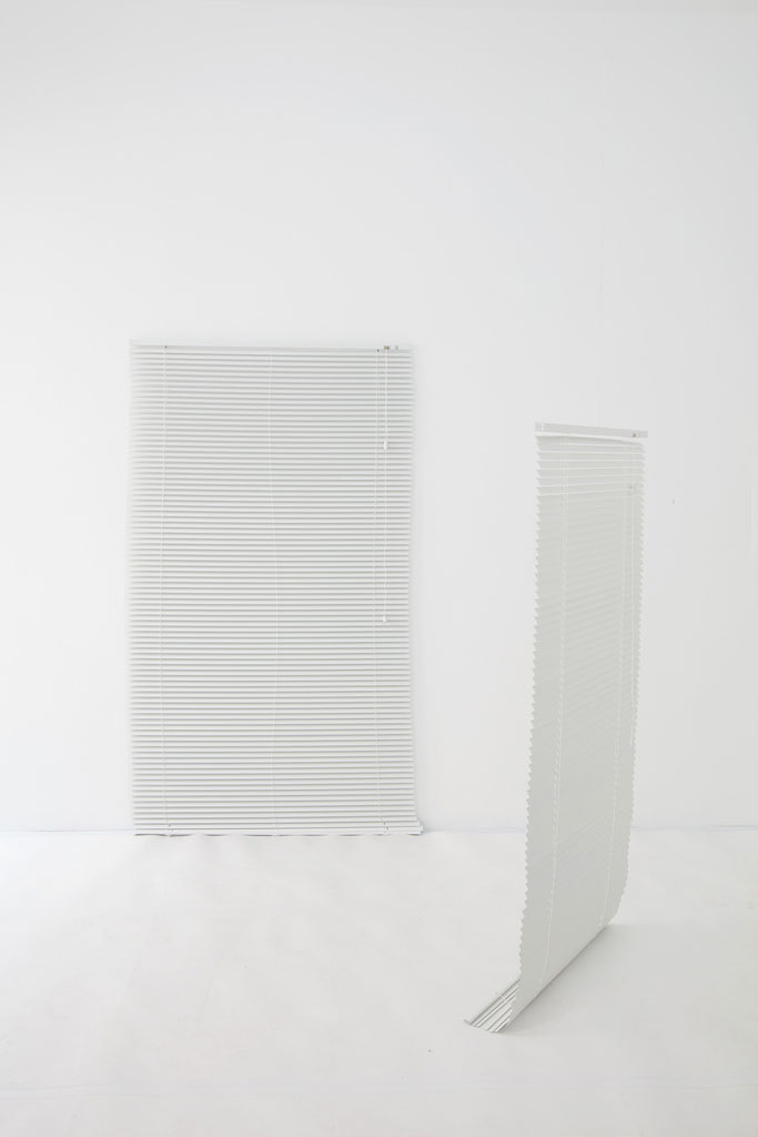 Picture-Blind and Viewer-Blind,
window blind in two parts,
dimensions variable, 2017
