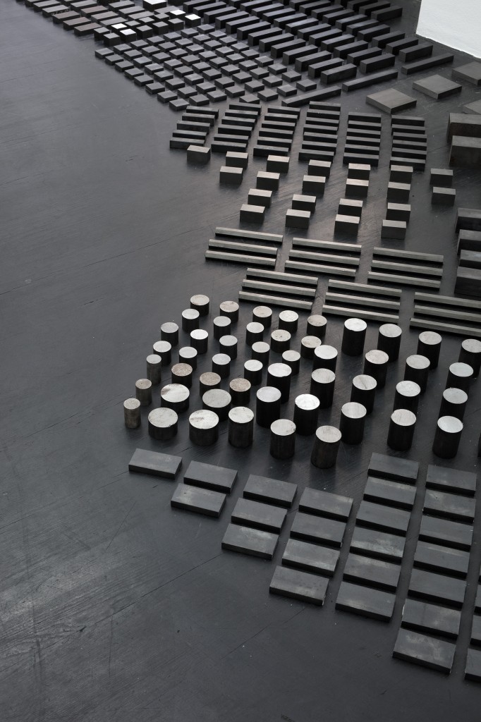 Detail view: Ibon Aranberri, Sources without qualities, 2017, Metal cabinet, steel elements, 224 × 182 × 40 cm, 2017, Unique, Photo: Thomas Bruns

