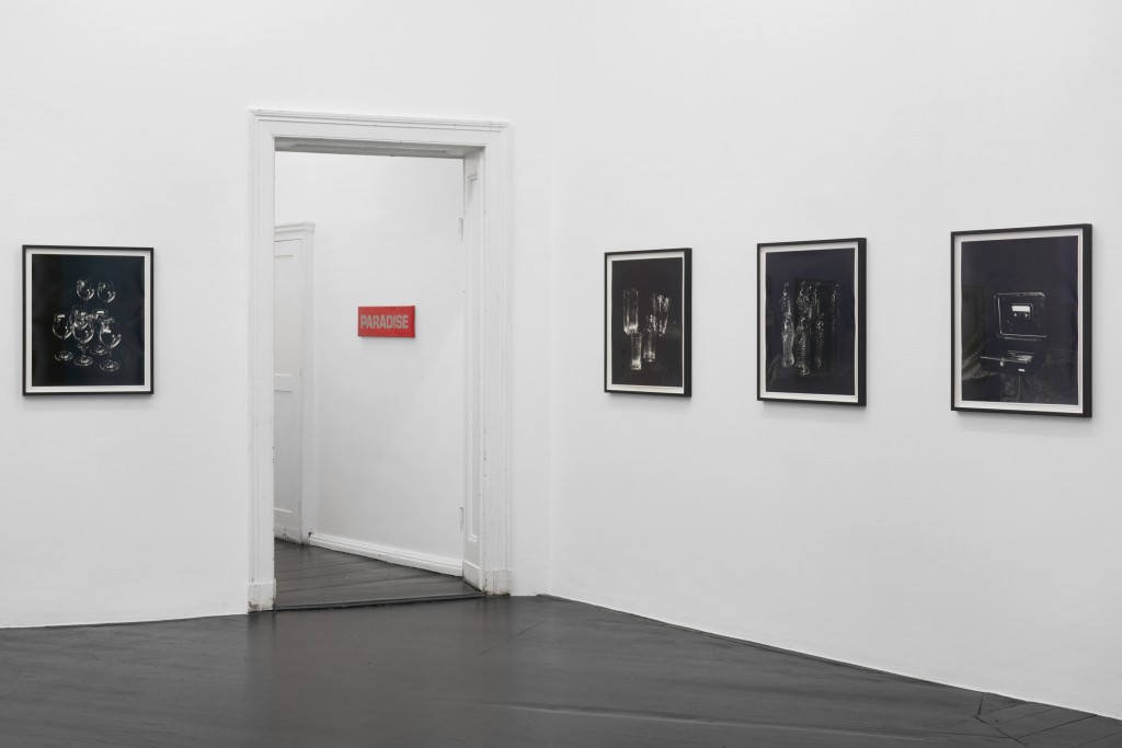 Installation view<br>
Calla Henkel & Max Pitegeoff, Paradise, 2020–2022, Galerie Isabella Bortolozzi, Berlin<br>
Photo: © Graysc / Dotgain